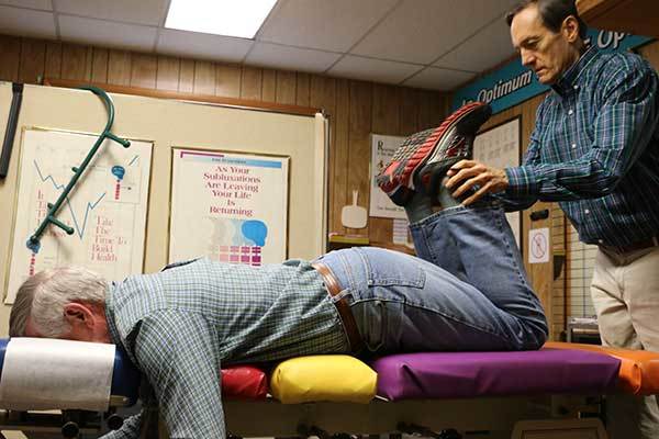 what does chiropractic help